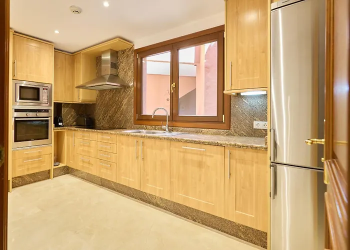 Mar Azul Εστεπόνα